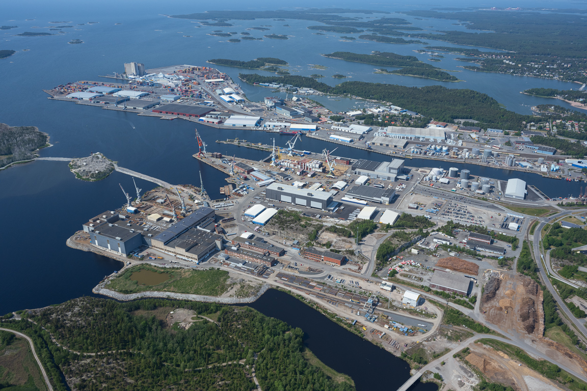 Aluekuvaa Rauma Marine Constructionin telakalta