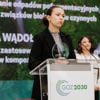 Studentka podczas przemowy na finale konkursu Stena Circular Economy Award